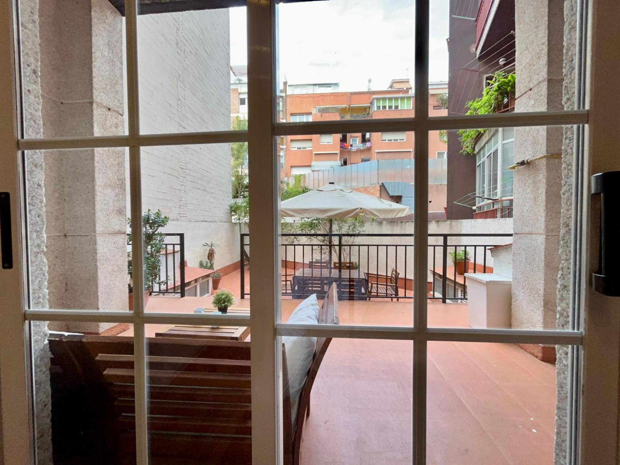 Urban Town Iv Apartment