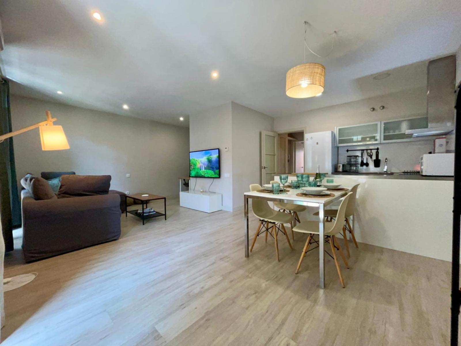 Urban Town Iv Apartment *